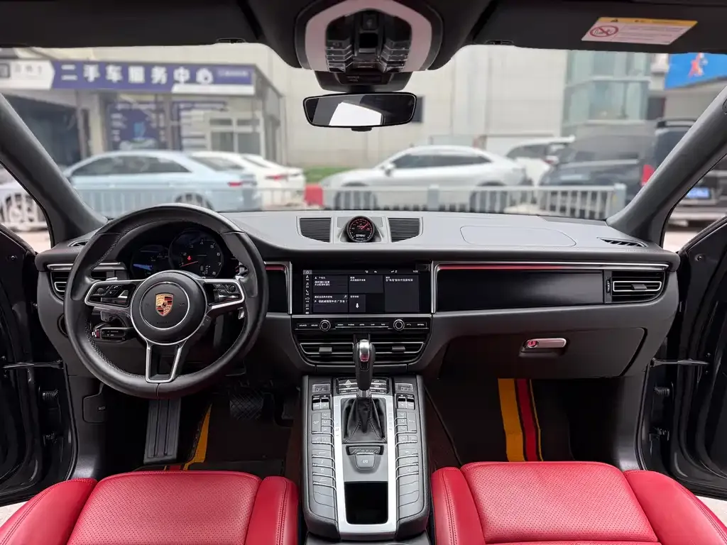 Porsche Macan 2021 из CN, фото 3