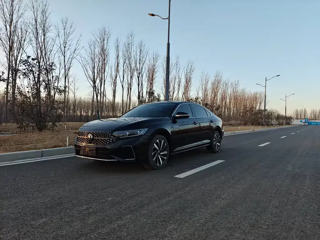 Volkswagen Passat 2022 из CN, фото 1