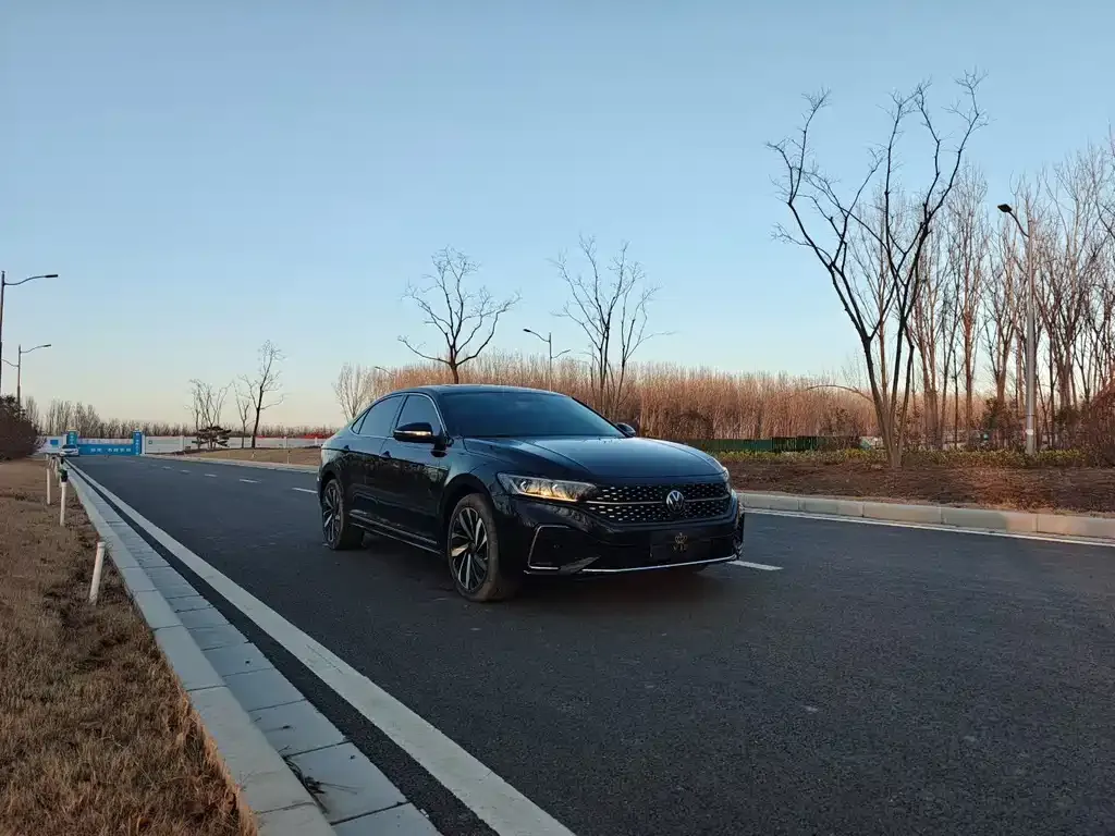Volkswagen Passat 2022 из CN, фото 3