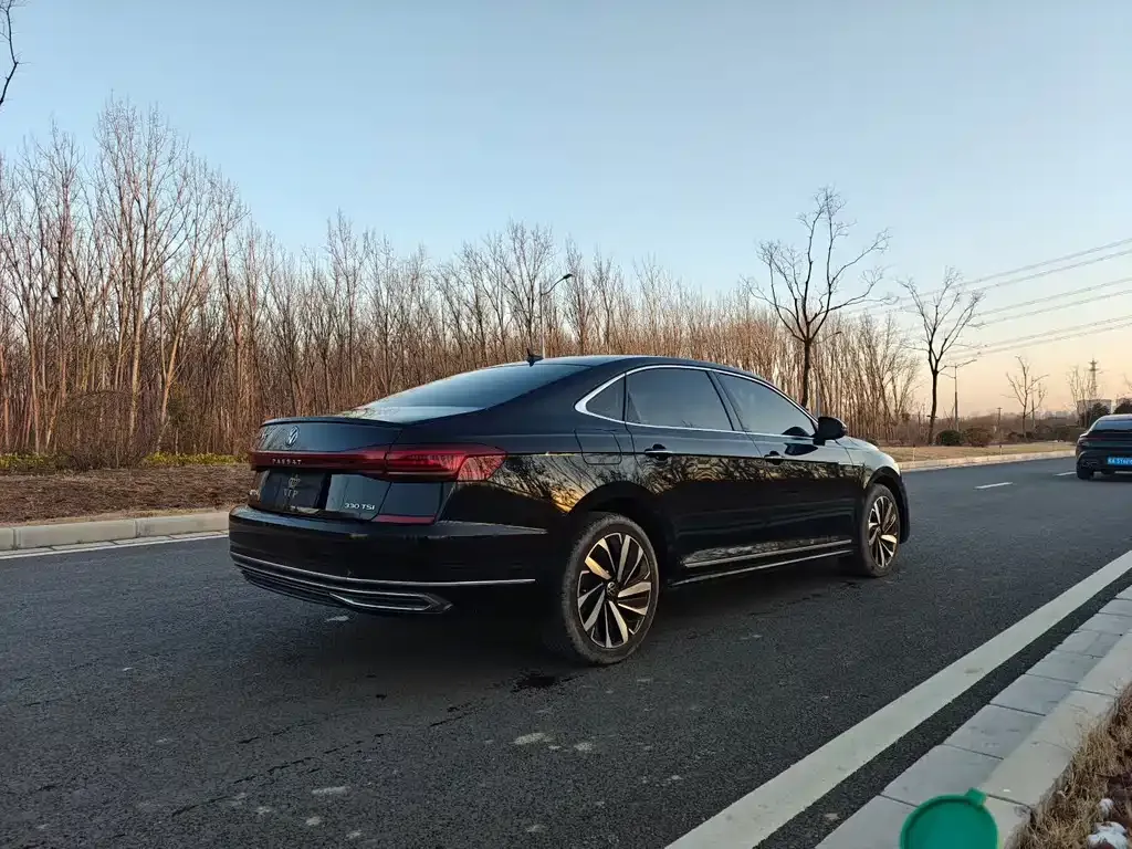 Volkswagen Passat 2022 из CN, фото 4