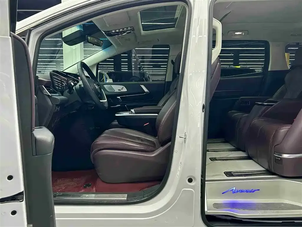 Buick Century 2023 из CN, фото 10