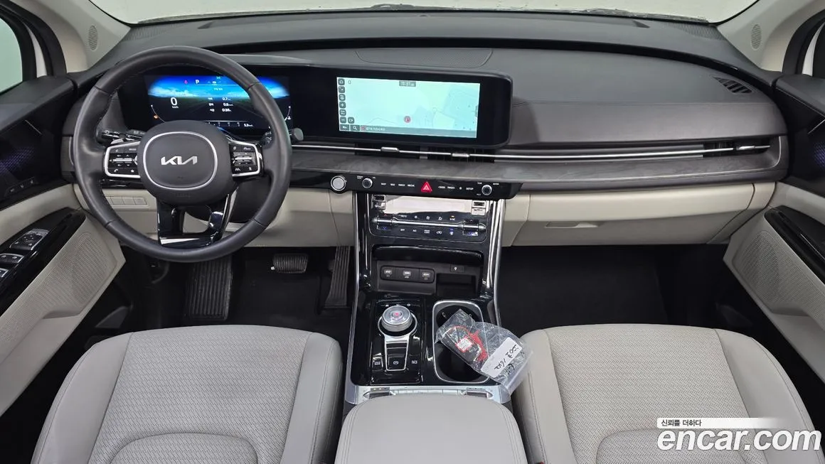 Kia Carnival — фото 10