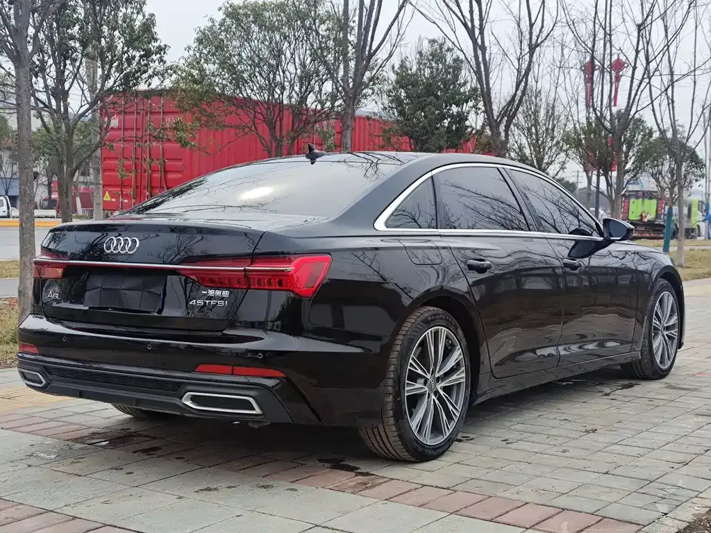 Audi A6L 2021 из CN, фото 7