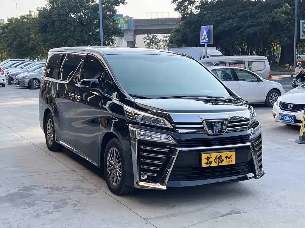 Toyota Vellfire 2021 из CN, фото 6