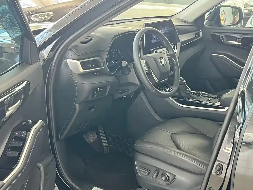 Toyota Highlander 2024 из CN, фото 6