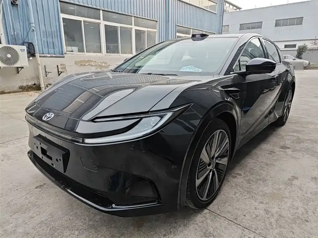 Toyota bZ5 2025 из CN, фото 1