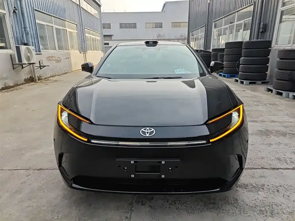 Toyota bZ5 2025 из CN, фото 3