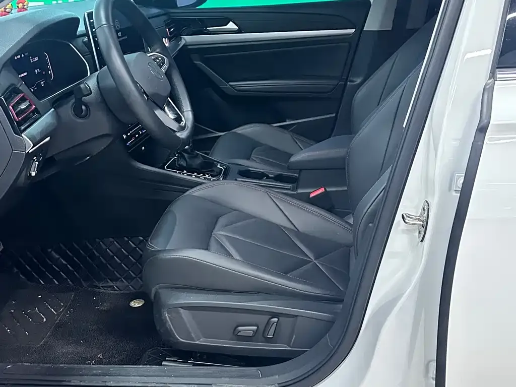 Volkswagen Lavida 2024 из CN, фото 2
