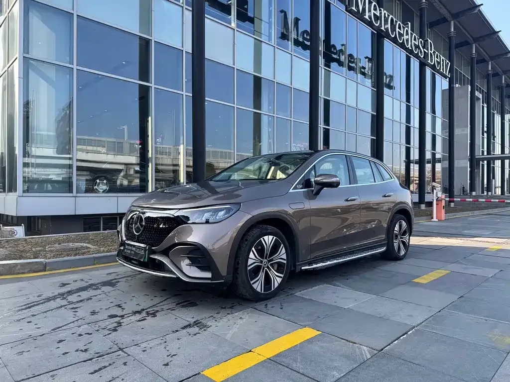 Mercedes-Benz EQE SUV 2023 из CN, фото 9