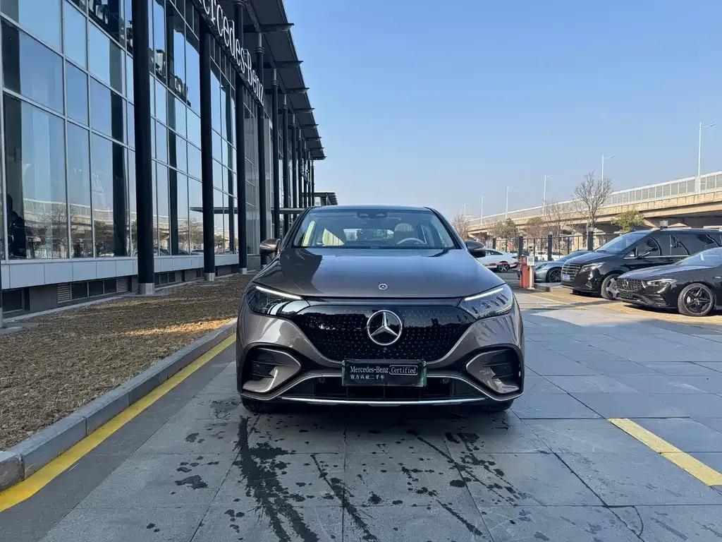 Mercedes-Benz EQE SUV 2023 из CN, фото 10
