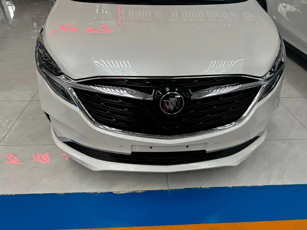 Buick GL8 2022 из CN, фото 3