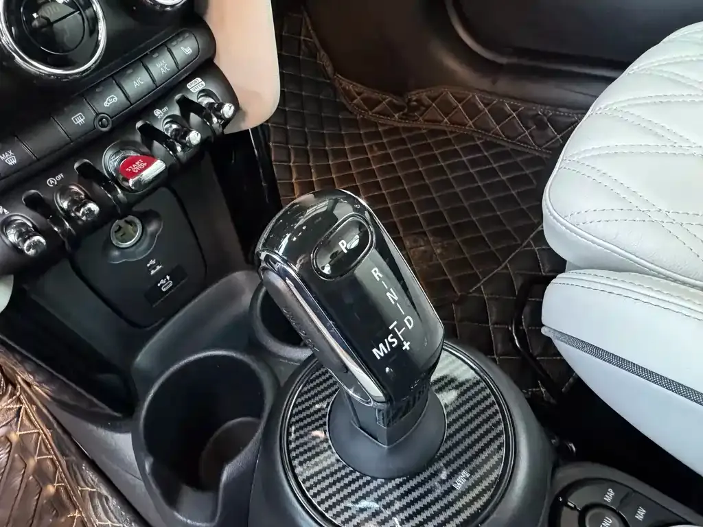 MINI Cooper (3-door) 2022 из CN, фото 8
