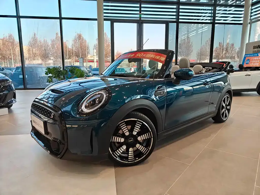 MINI Cooper (3-door) 2022 из CN, фото 2