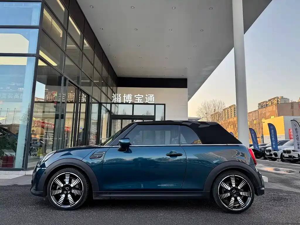 MINI Cooper (3-door) 2022 из CN, фото 3