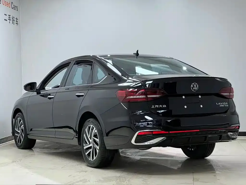 Volkswagen Lavida 2023 из CN, фото 3