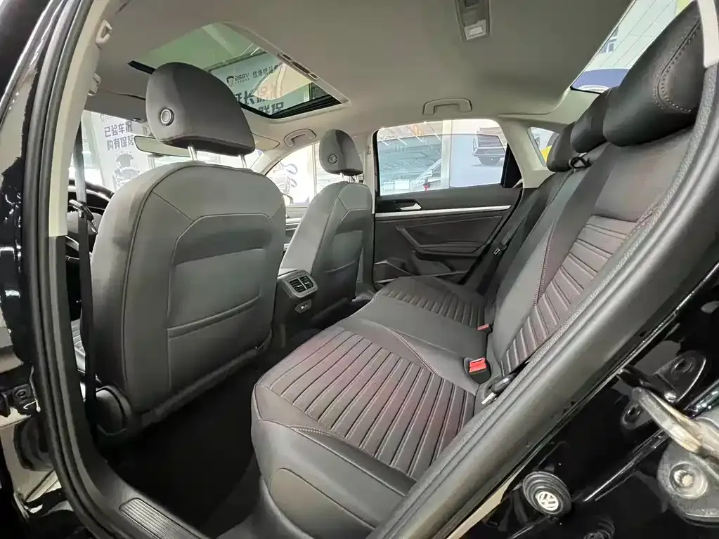 Volkswagen Lavida 2023 из CN, фото 8