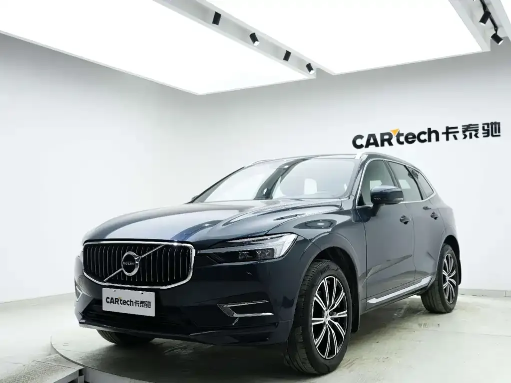 Volvo XC60 — фото 6