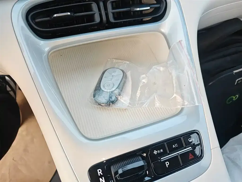 Geely Starburst 2025 из CN, фото 9