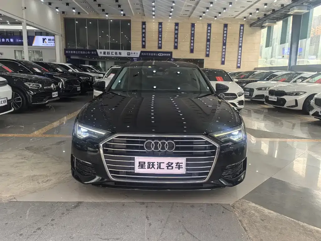 Audi A6L 2021 из CN, фото 9