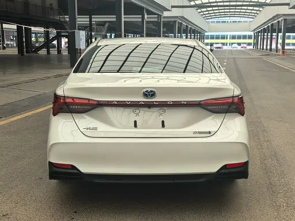 Toyota Avalon 2021 из CN, фото 7