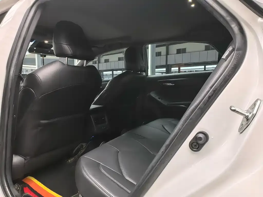 Toyota Avalon 2021 из CN, фото 2
