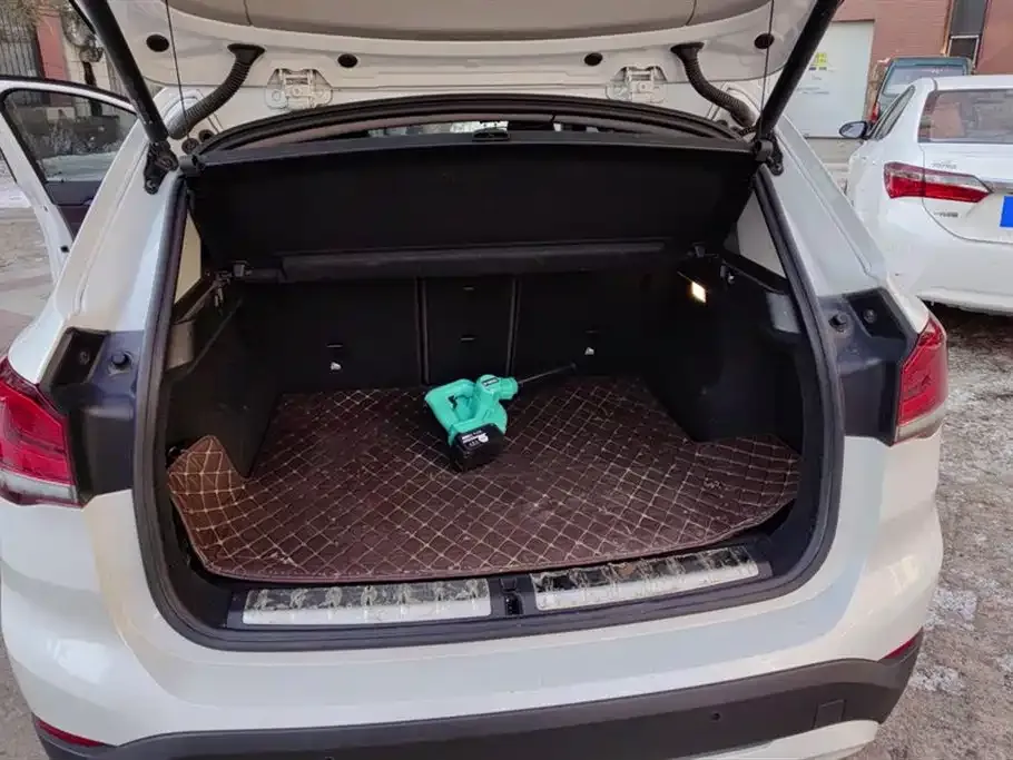 BMW X1 2021 из CN, фото 4