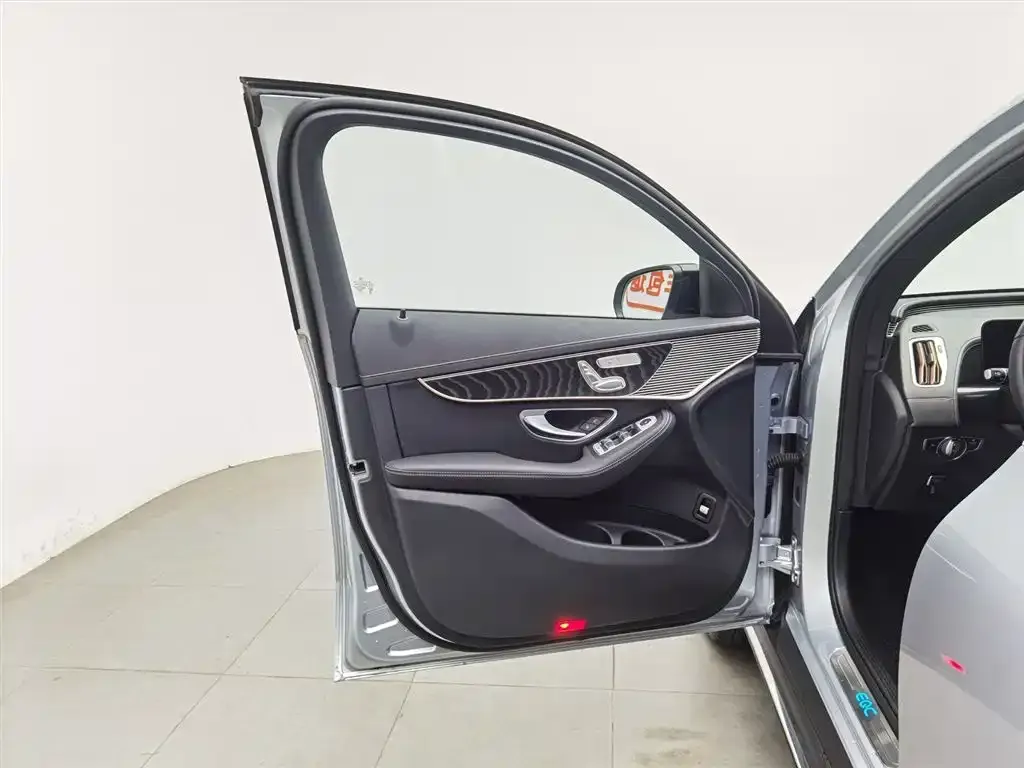 Mercedes-Benz EQC 2021 из CN, фото 3
