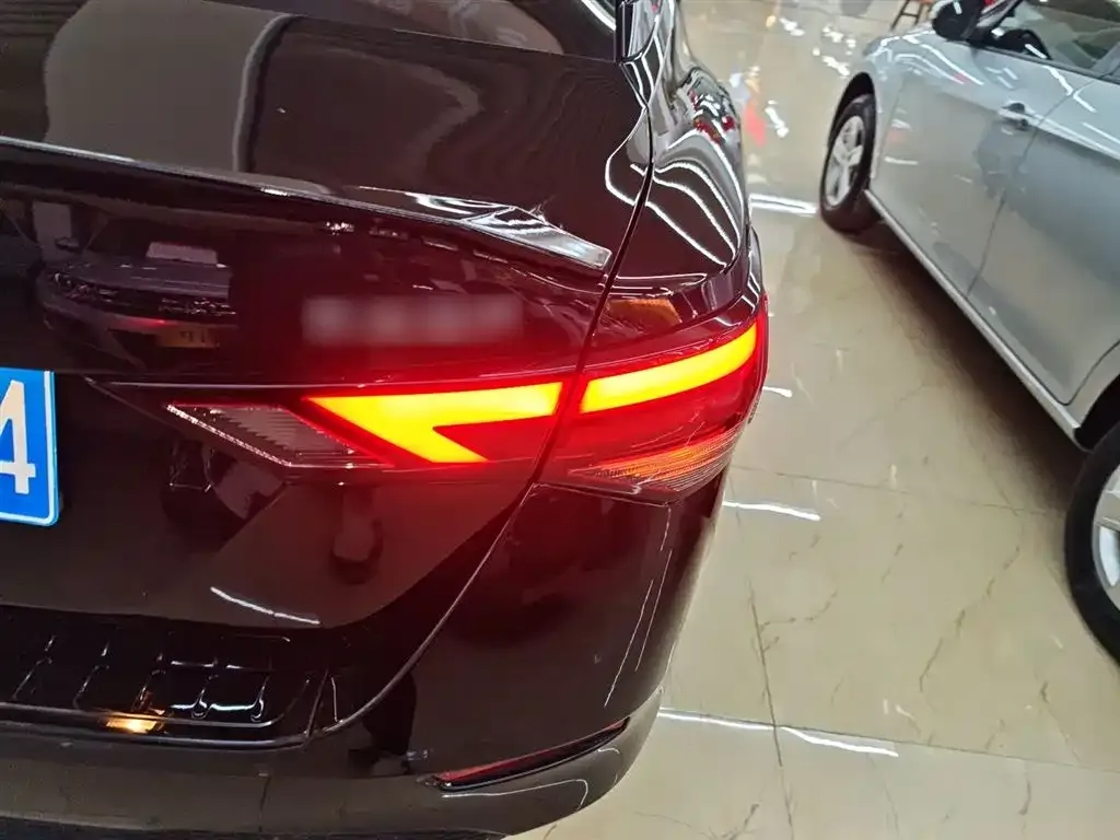 Nissan Sylphy 2022 из CN, фото 2