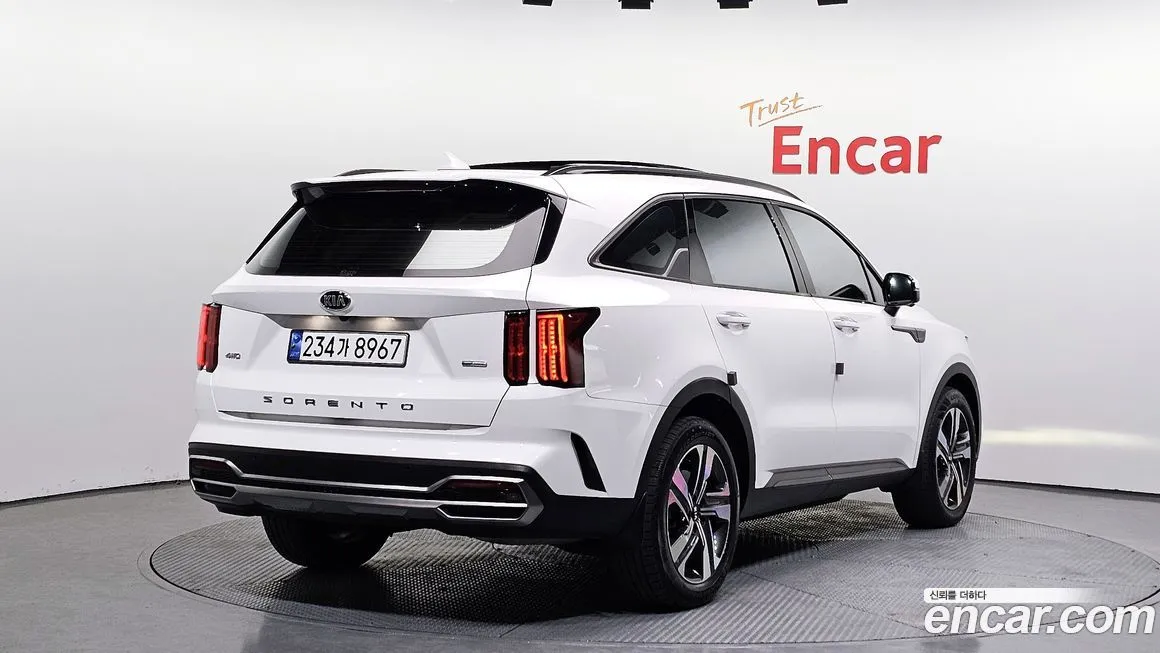 Kia Sorento — фото 10