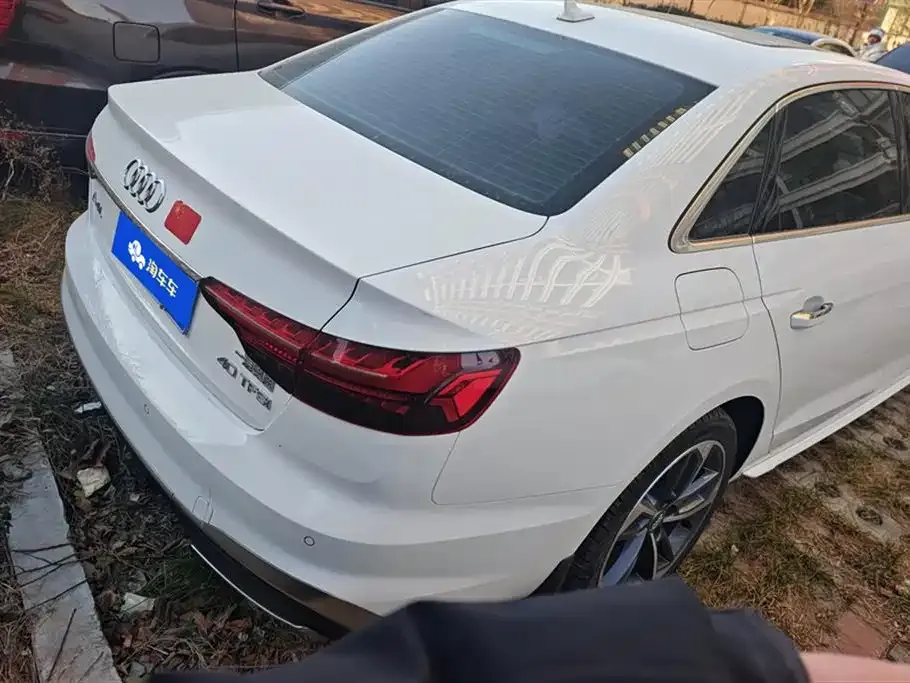 Audi A4L 2021 из CN, фото 10