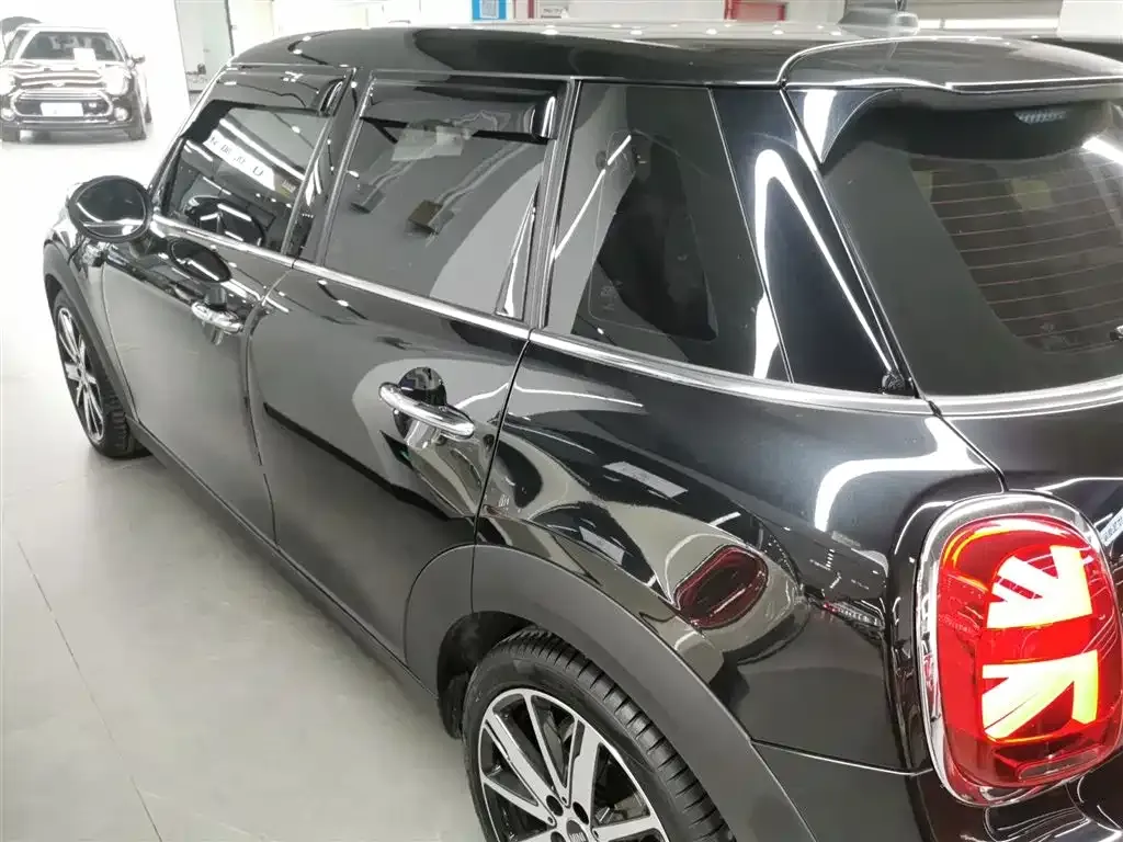 MINI Cooper (3-door) 2024 из CN, фото 5