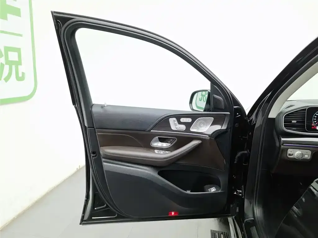 Mercedes-Benz GLS 2021 из CN, фото 8
