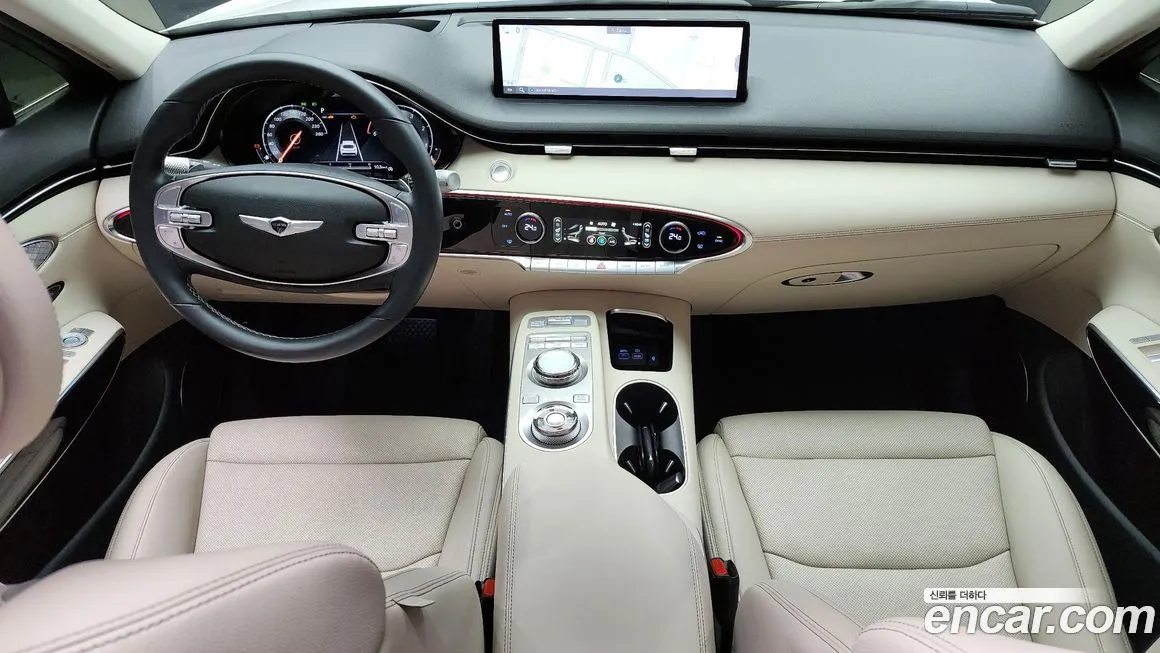 Genesis GV70 — фото 10