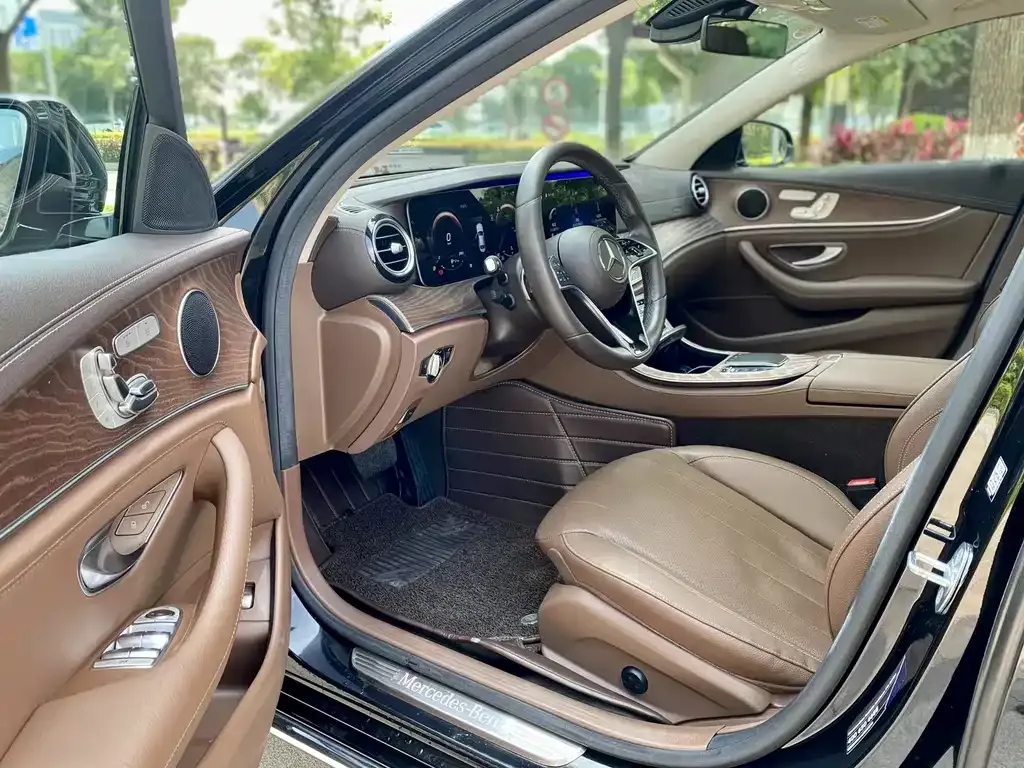 Mercedes-Benz E-Class 2021 из CN, фото 2