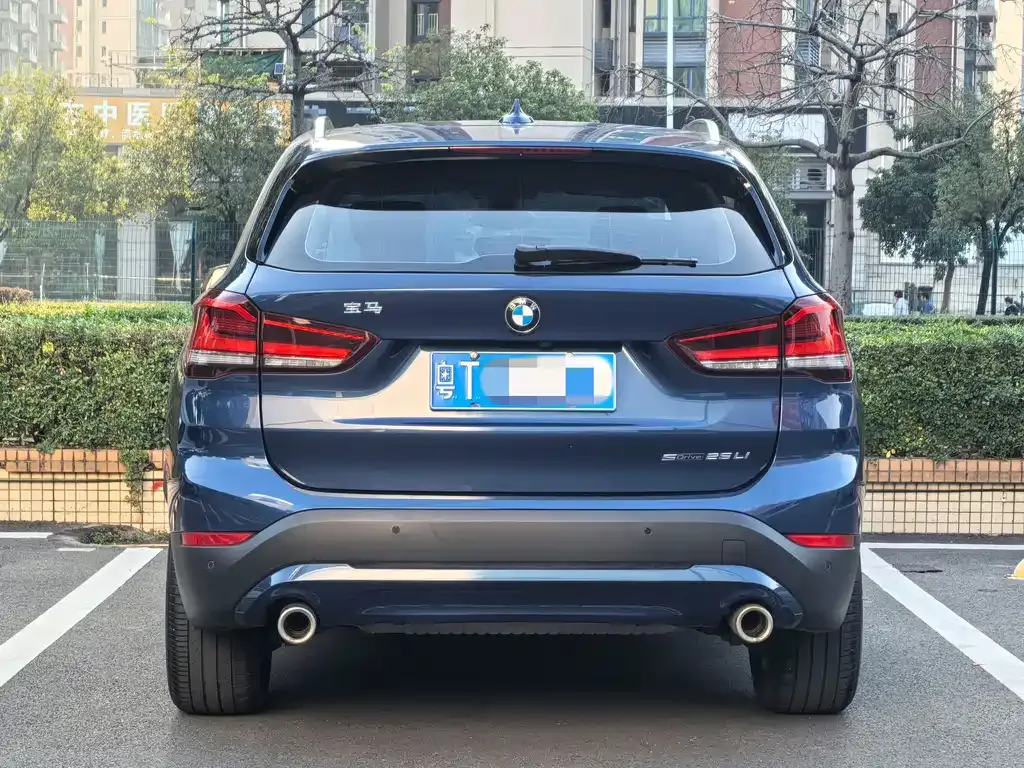 BMW X1 — фото 4