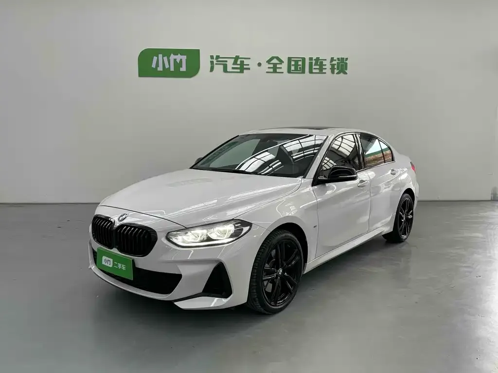BMW 1 Series 2022 из CN, фото 1