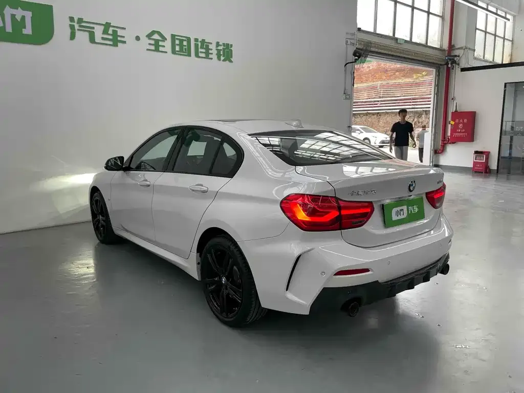 BMW 1 Series 2022 из CN, фото 5