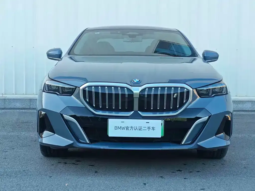 BMW i5 2025 из CN, фото 3