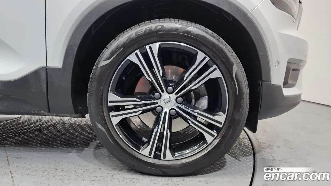 Volvo XC40 2021 из KR, фото 4
