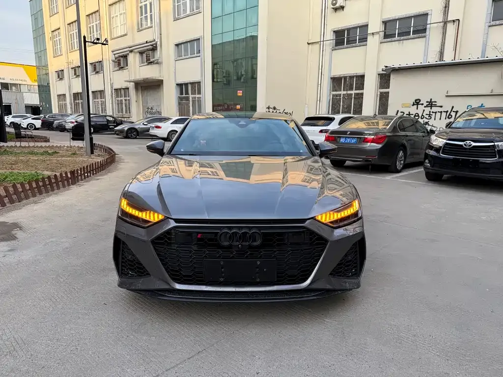 Audi A7 2021 из CN, фото 9