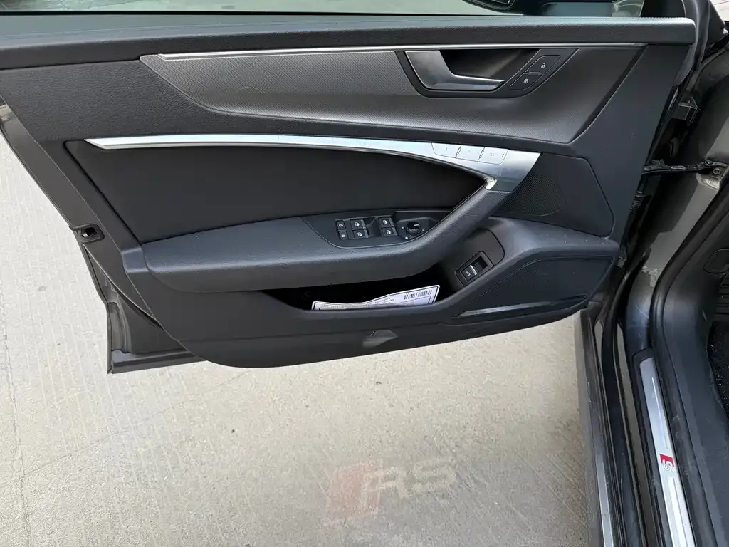 Audi A7 2021 из CN, фото 5