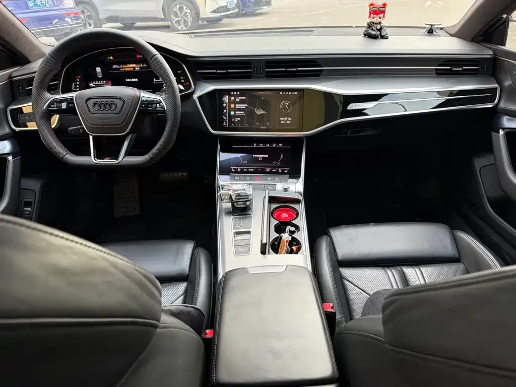 Audi A7 2021 из CN, фото 3