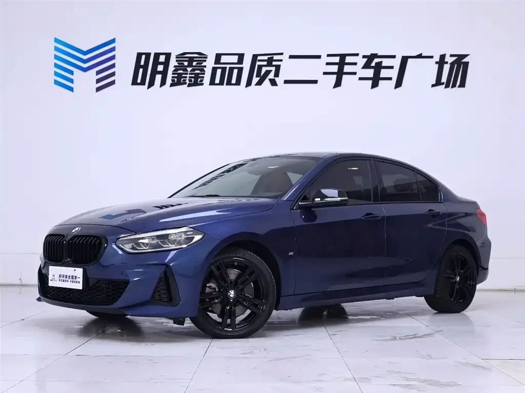 BMW 1 Series 2021 из CN, фото 2