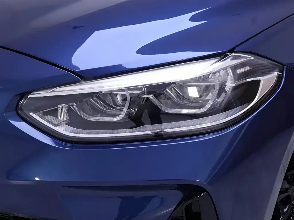 BMW 1 Series 2021 из CN, фото 3