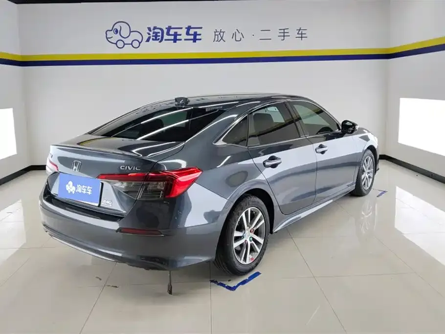 Honda Civic 2023 из CN, фото 3