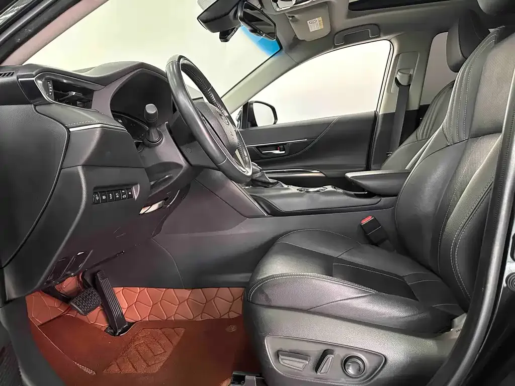 Toyota Harrier 2022 из CN, фото 9