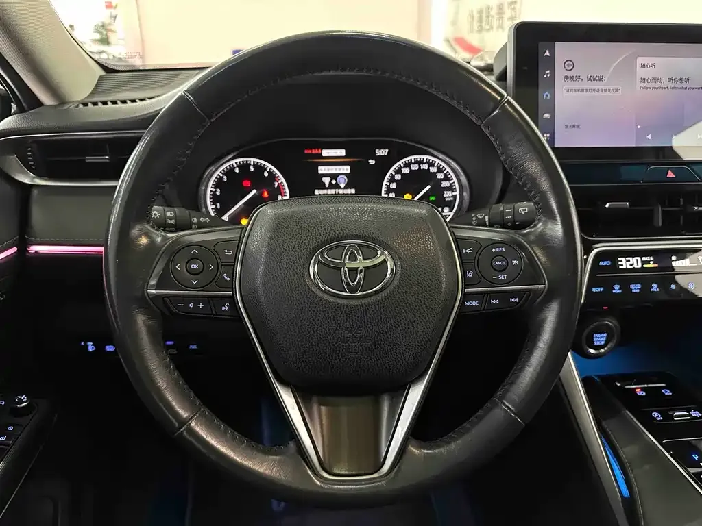 Toyota Harrier 2022 из CN, фото 4