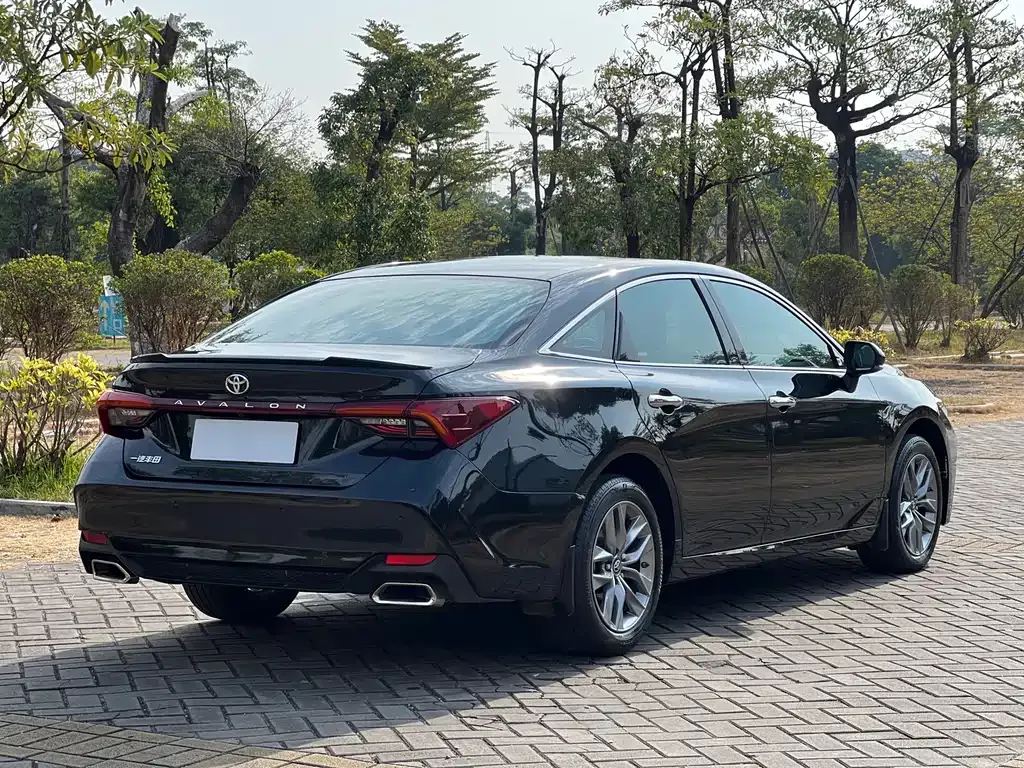 Toyota Avalon 2022 из CN, фото 6