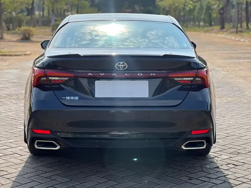 Toyota Avalon 2022 из CN, фото 7