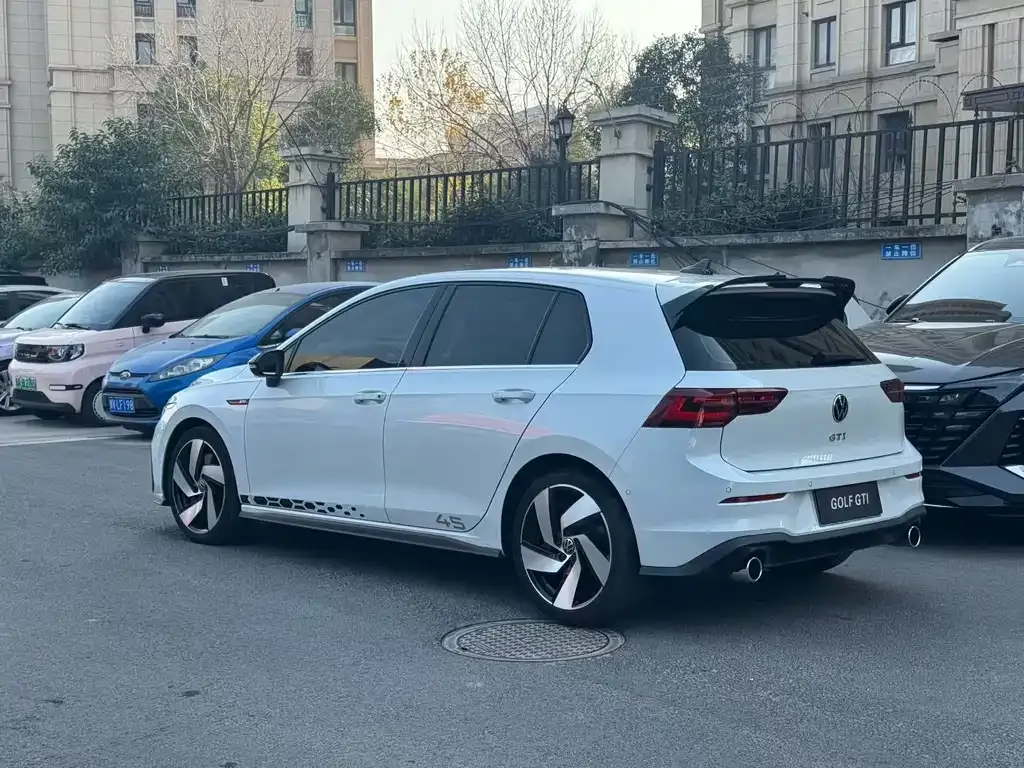 Volkswagen Golf GTI 2022 из CN, фото 6